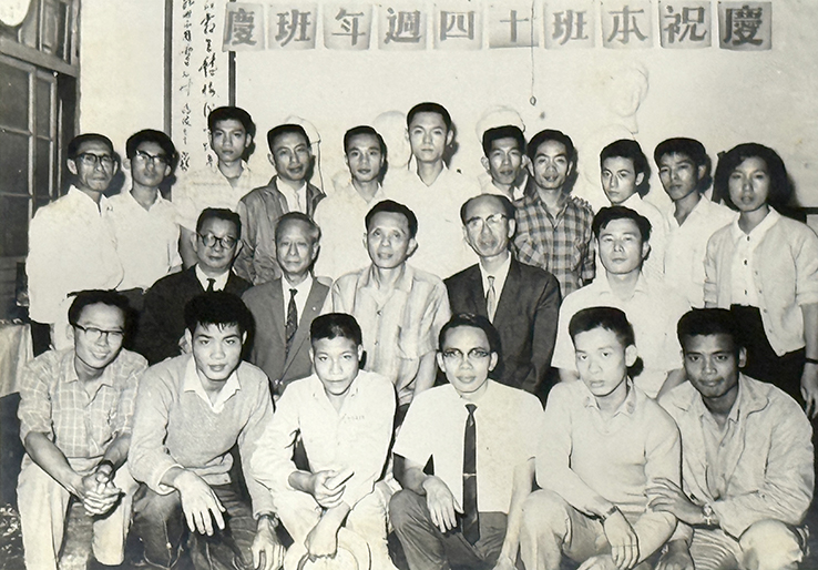 新光美術補習班1965年班慶合照
